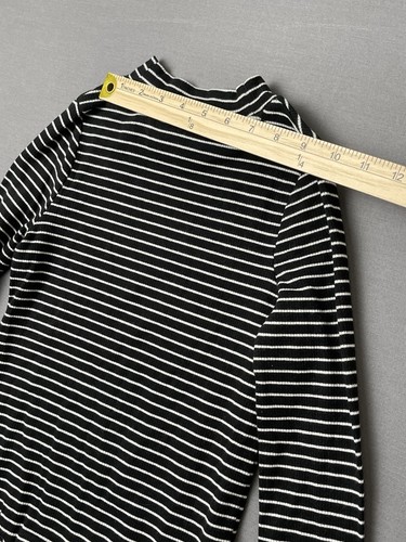 Cat & Jack Girls Long Sleeve Black/white Striped Long Sleeve Shirt SMALL(6-7) - Picture 10 of 11