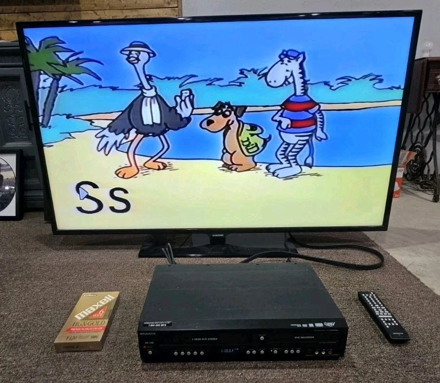Magnavox ZV450MW8 DVD Recorder VCR Combo Digital Tuner Dubbing w/ Remote TESTED