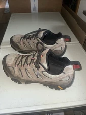Merrel Moab 3 Low Top Men’s Hiking Shoes Size 9