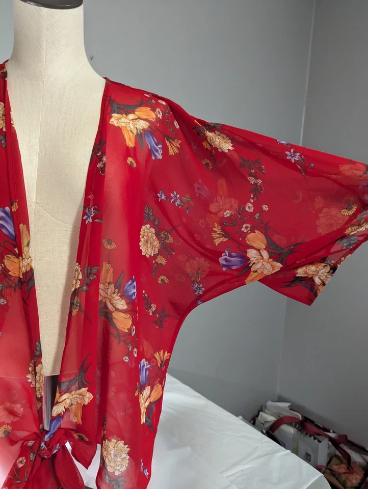 Blusa tipo kimono frontal con corbata West Koi L Foto 4 de 4