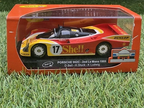 Slot-It Porsche 962C No 17 Le Mans 1988 SICA03D Bell Stuck Ludwig Shell New Open