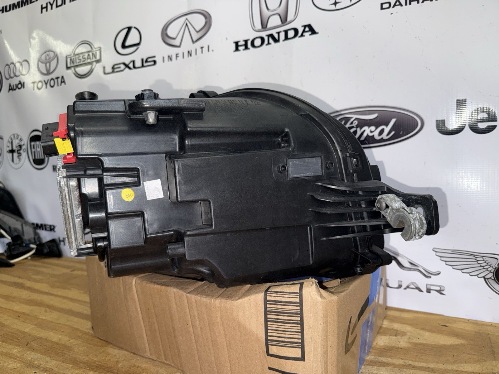 2020 2021 2022 Bentley Flying Spur Bentayga LED Headlight Left  Driver Side OEM