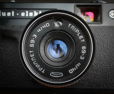 Camara: SILUET-ELEKTRO con objetivo: TRIPLET-69-3