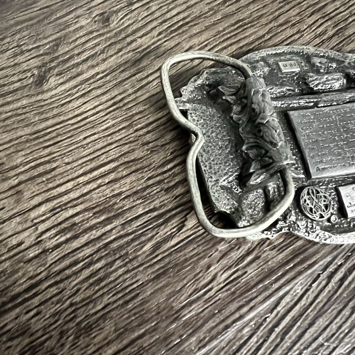 Vintage Siskiyou Fur Trapper 1984 Pewter Belt Buckle Vintage Siskiyou Fur Trapper 1984 Pewter Belt Buckle