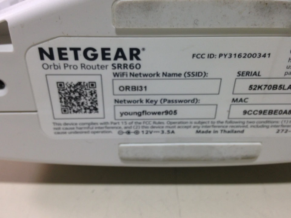 LOT OF 4:  NETGEAR OBI PRO ROUTERS (2x) SRR60 AND (2x) SATELLITE SRS60 - USED - Image 4 of 4