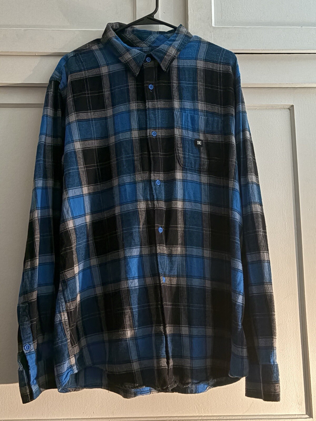 DC Shoes Flannel Shirt Men's L  Blue Black Plaid Tartan  Long Sleeve Skate Y2K