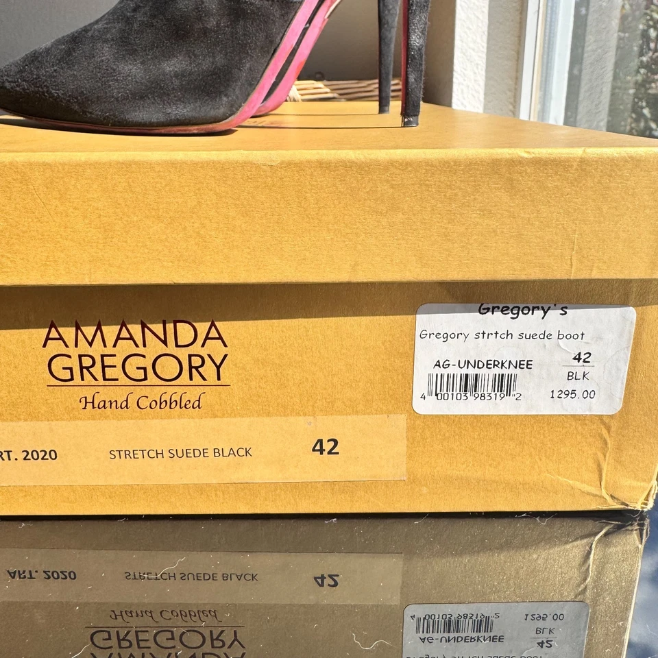 READ Amanda Gregory under knee boots black stretch suede heels Size US 12 EU 42 - Image 3 of 4