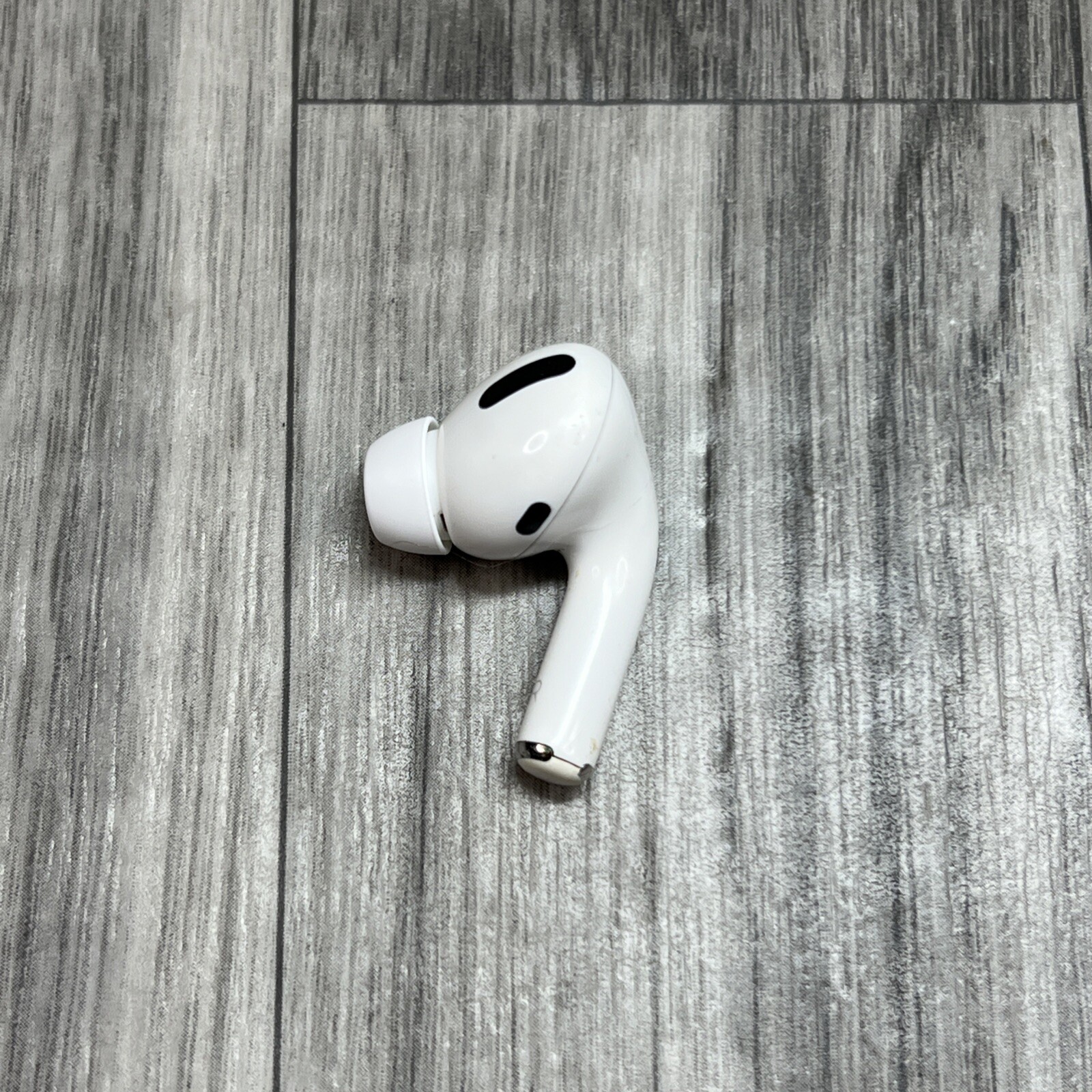 Static Noise Airpods Only In One Ear Noise Cancelling Airpod Pro