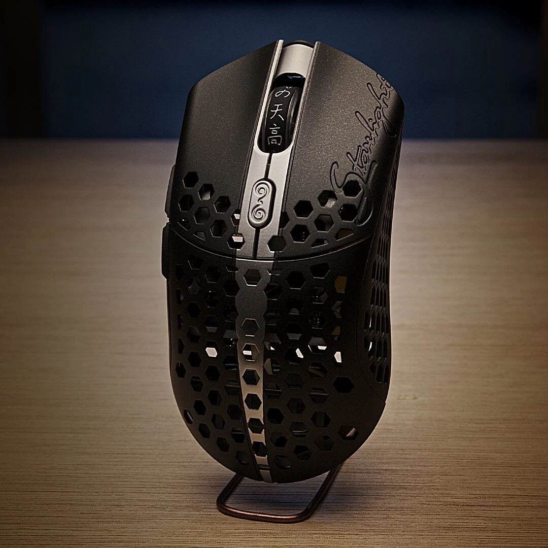 Finalmouse Starlight Pro - The Last Legend (Medium) | eBay