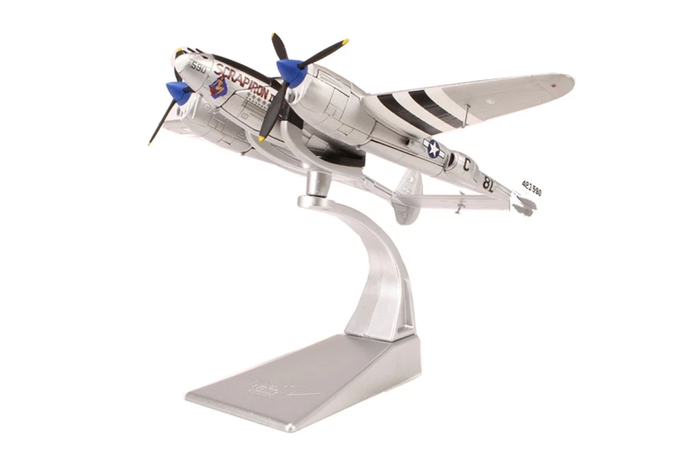 Corgi 1/72 P-38J Lightning USAAF 367th FG 393rd FS 44-23590 Scrapiron IV AA36613 - Image 3 of 4