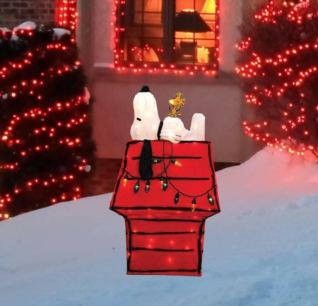 30 5 Lighted Peanuts Snoopy On Red Doghouse Outdoor Christmas Yard