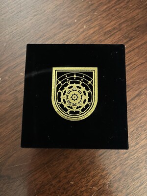 Destiny 2 Flamekeeper Seal Title Pin - Bungie Reward Medallion RARE RETIRED
