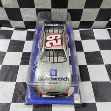 Winner's Circle 1:24 Diecast NASCAR 29 GOODWRENCH Kevin Harvick 2002 Rookie
