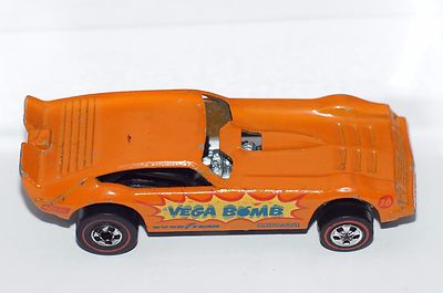 HOT WHEELS　VEGA BOMB　Redline　レッドライン　香港製 Hot Wheels Redline Vega Bomb Car 1969 Orange Made In Hong