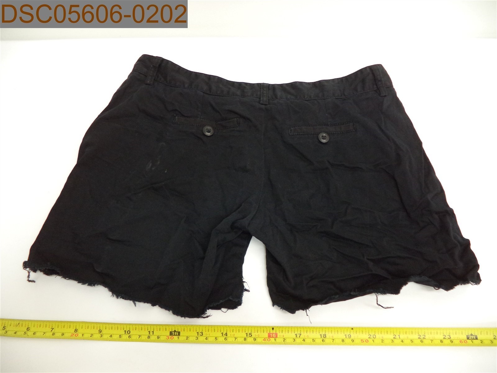 Pre-Owned- Dirty from Handling- Basic Stradivariu… - image 2