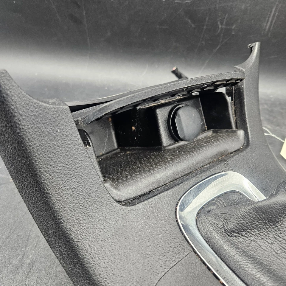 2008 - 2012 年雪佛兰迈锐宝自动变速器挡板盖装饰原始设备制造商 — 第 3/4 张图片