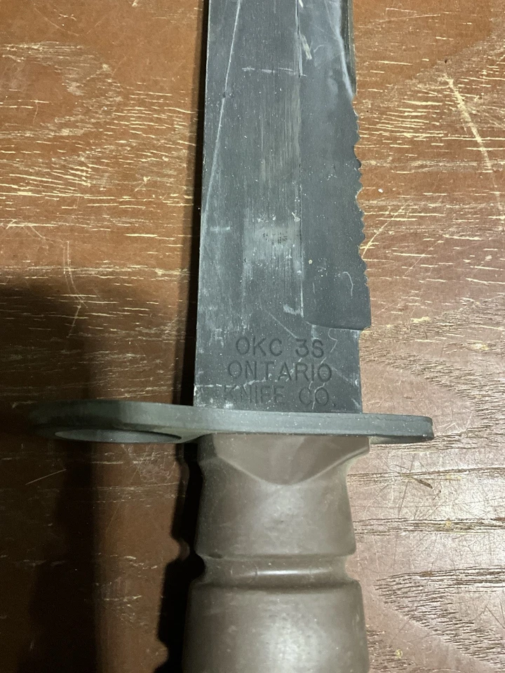 CUCHILLO ONTARIO MILITAR EMITIDO POR GI USMC COOKC 3S BAYONETA COMBATE SIN FUNDA EE. UU. Foto 3 de 4