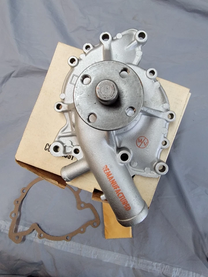 BOMBA DE AGUA CARDONE 58-114 73-89 BUICK 350, 196, 231, 252 Foto 3 de 4