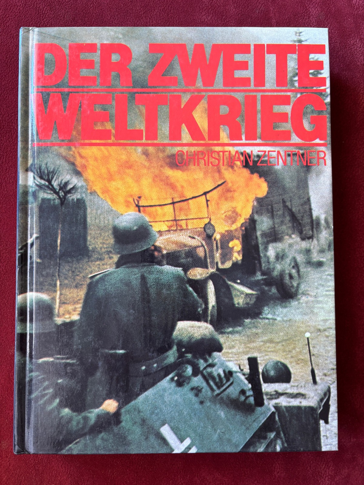 Bild 1 von 12