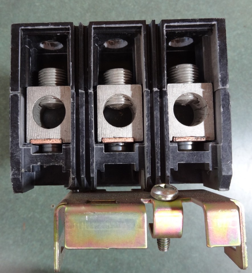 SQUARE D 250 AMP ILINE CIRCUIT BREAKER 3 POLE 600 VAC KA36250 eBay