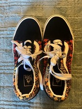 Size 4.5 - VANS Old Skool off the wall logos