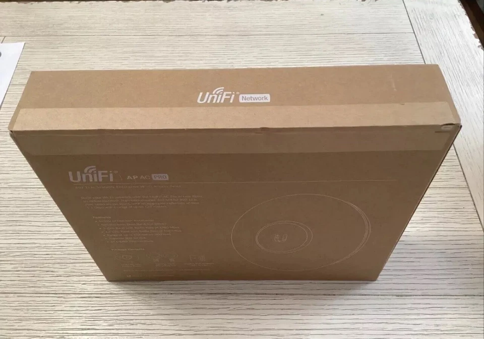 Ubiquiti Networks UniFi AP AC Pro Wi-Fi 802.11ac Access Point NEW - Image 3 of 3