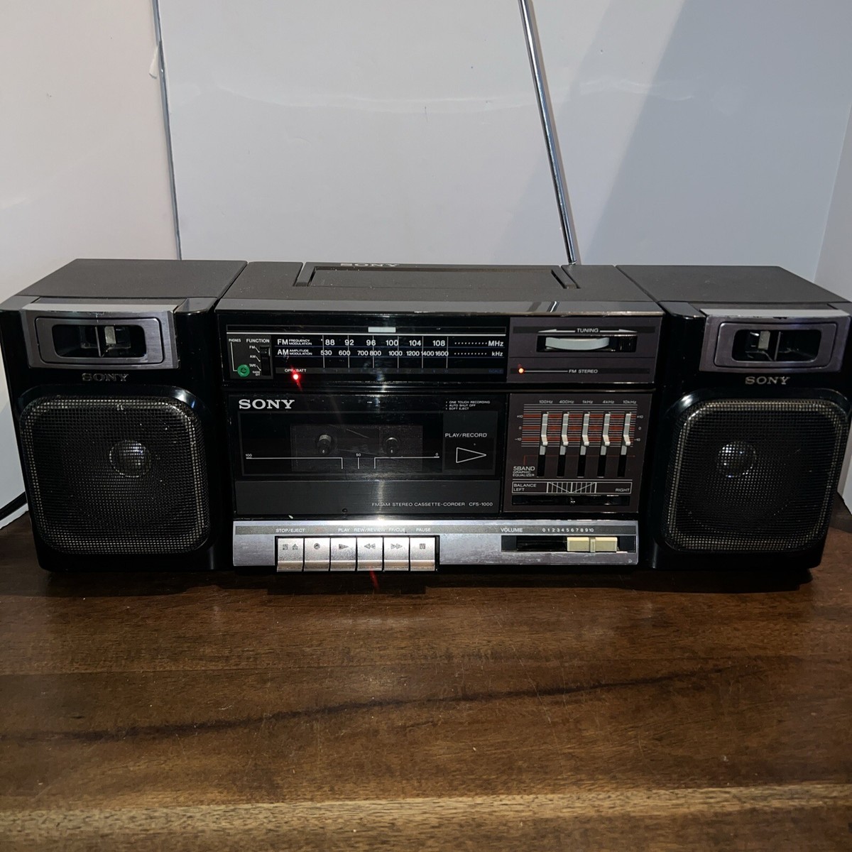 SONY CFS-1000 ポータブルラジカセ Vintage 1980s Sony Boombox