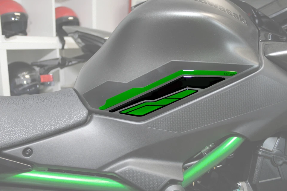 Lackschutz Seitentankpad Motorrad Aufkleber kompatibel für Kawasaki Z650 grün - Bild 3 von 4