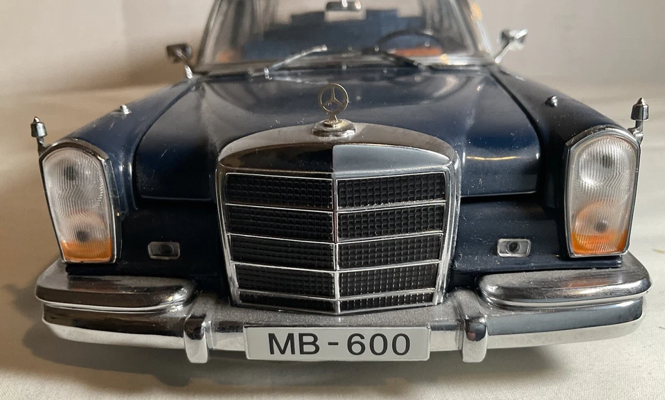 1966 MERCEDES BENZ 600 PULLMAN, SUN STAR 1:18 Dark Blue Die Cast In The BOX - Image 3 of 4