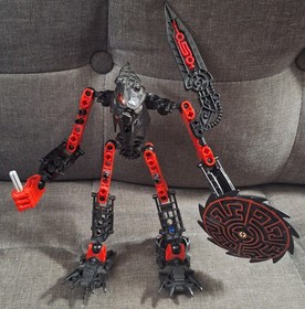 Lego Bionicle Vezon & Fenrakk 8764 Hakann 8901 Toa Hahli 8914 Skrall 8978 + 8993