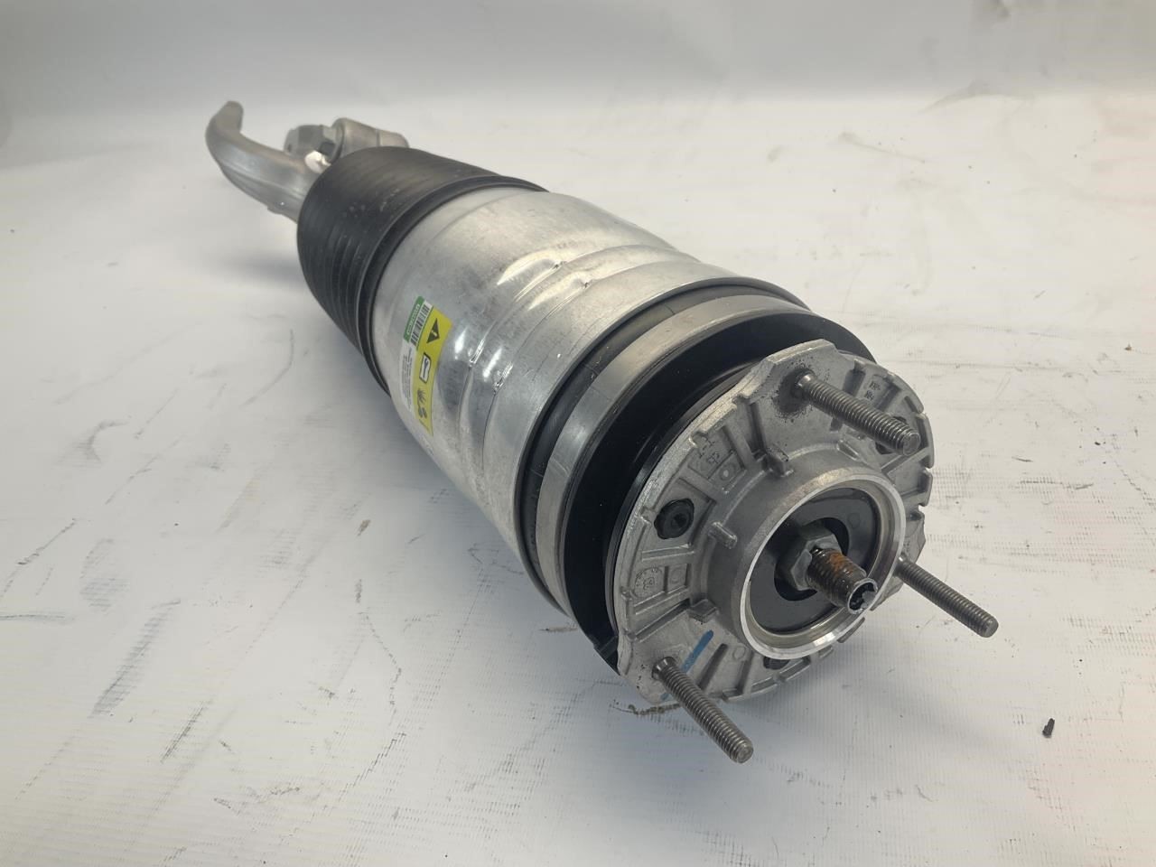 23-25 Maserati GranTurismo M189 Front Right Passenger Strut Shock Absorber Q