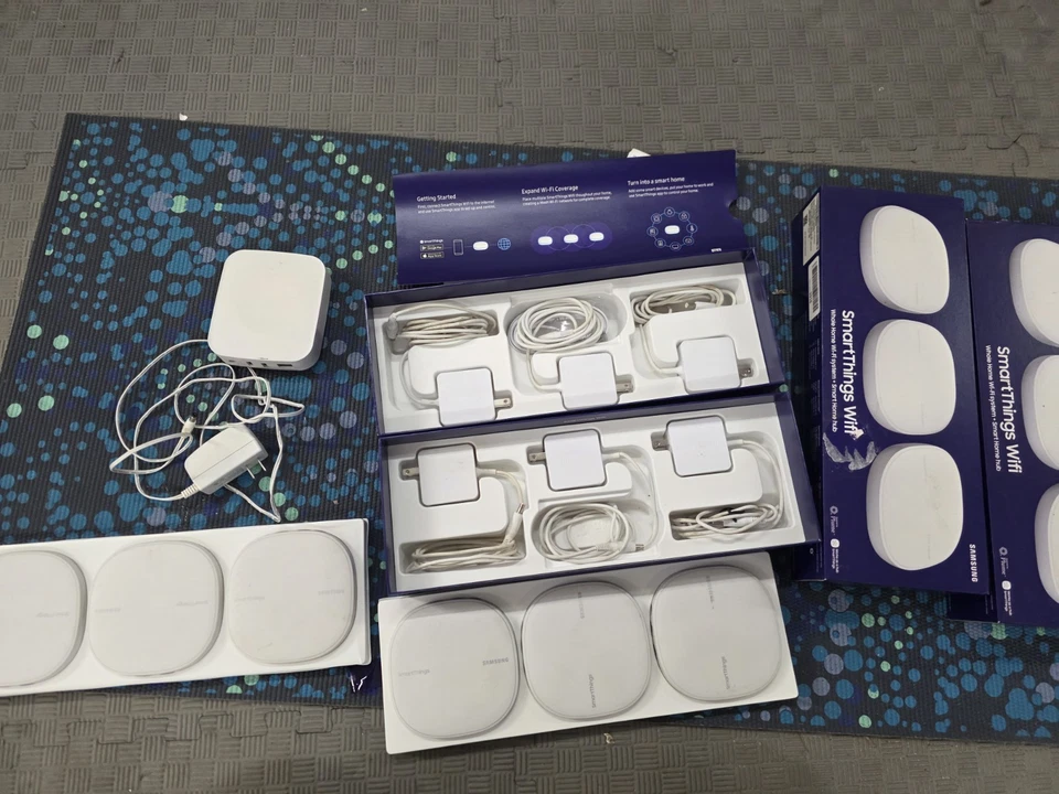 Samsung SmartThings WiFi AC1300 Dual-Band Wi-Fi Router (6-Pack) ET-WV525KWEGUS - Image 3 of 4