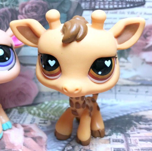 Authentic Littlest Pet Shop LPS #526 #943 #2303 Giraffe Lot Heart Eyes Geoffrey - Picture 7 of 9