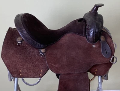 15" Circle Y Hot Iron SCW All Around Ranch~Mounted Shooting Saddle~LIGHTLY USED - Image 1 of 4
