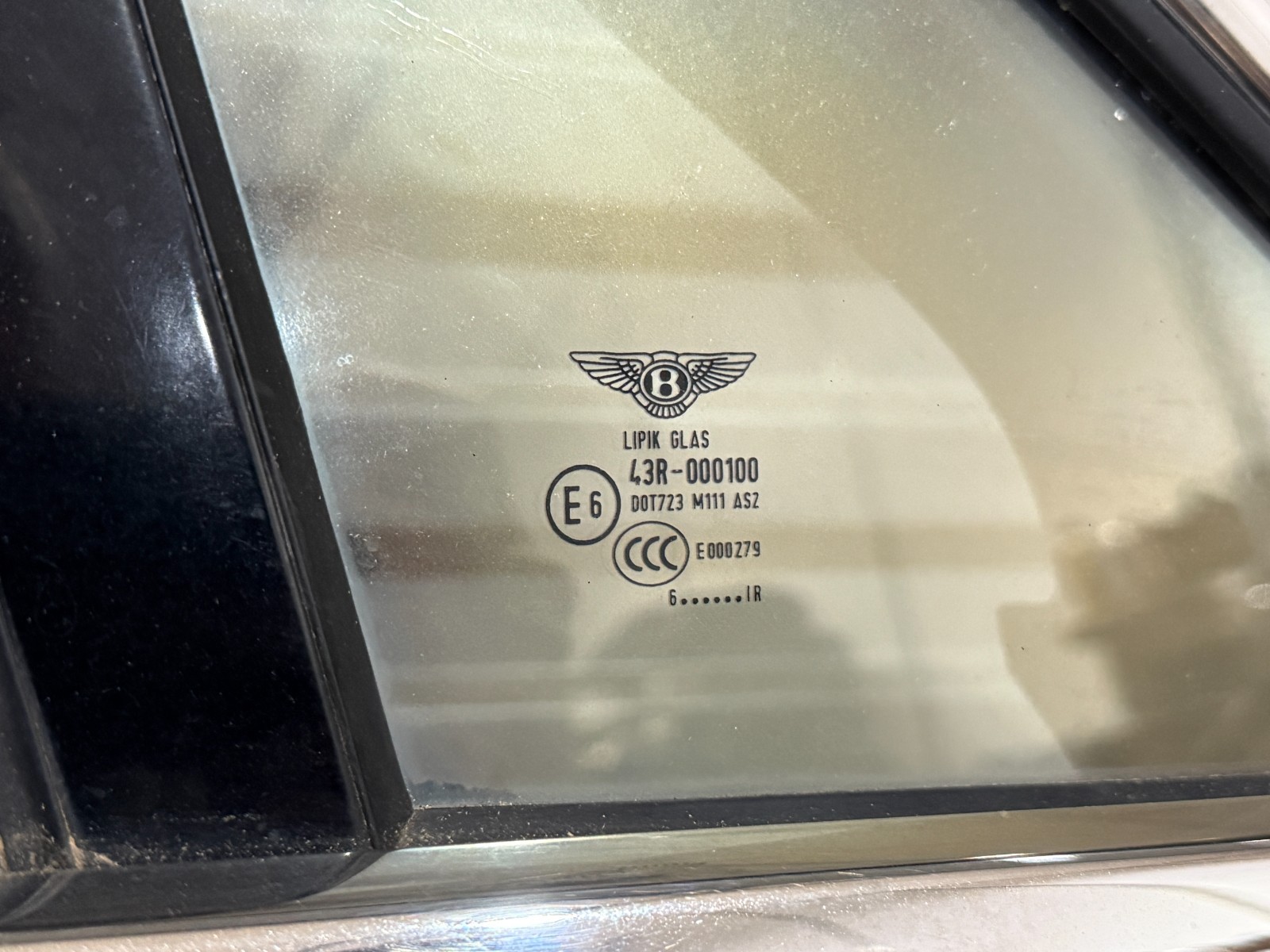 06-12 Bentley Continental Flying Spur Front Right Pass Exterior Door Shell PO43