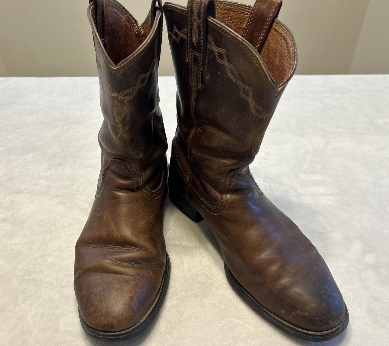 Ariat Boots Men’s Size 11 B Brown Leather Pull On Cowboy Western Work Stitched