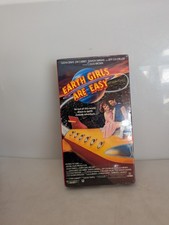 Earth Girls Are Easy VHS SEALED Watermarks Vestron Geena Davis Jim Carrey VTG 