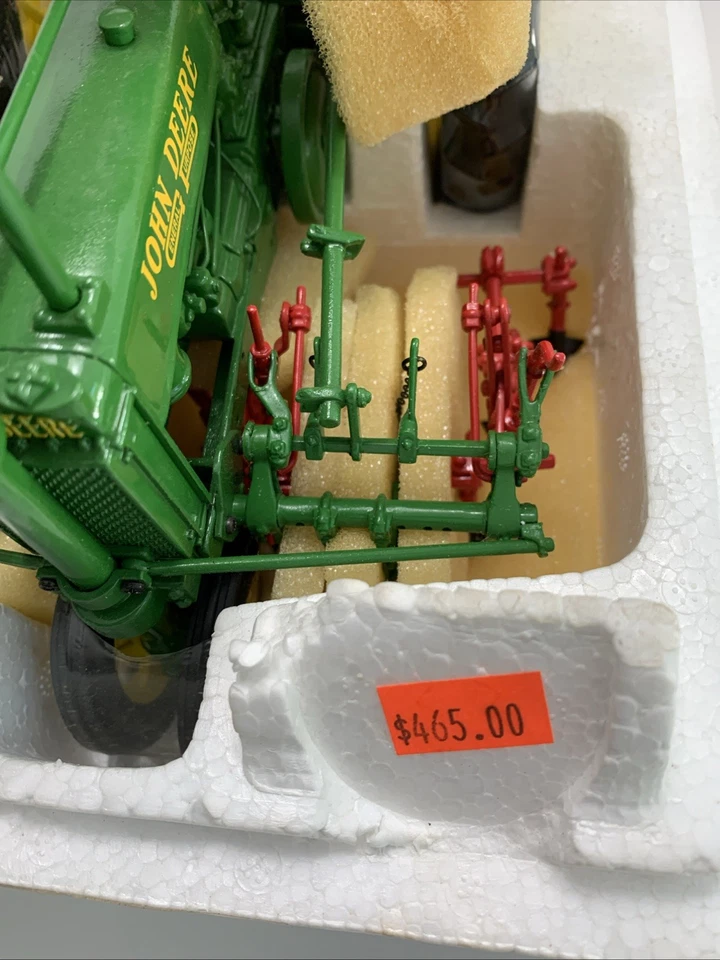 Ertl John Deere Model A Tractor w/ 290 Cultivator ~ Vintage 1991 Precision Class - Image 4 of 4
