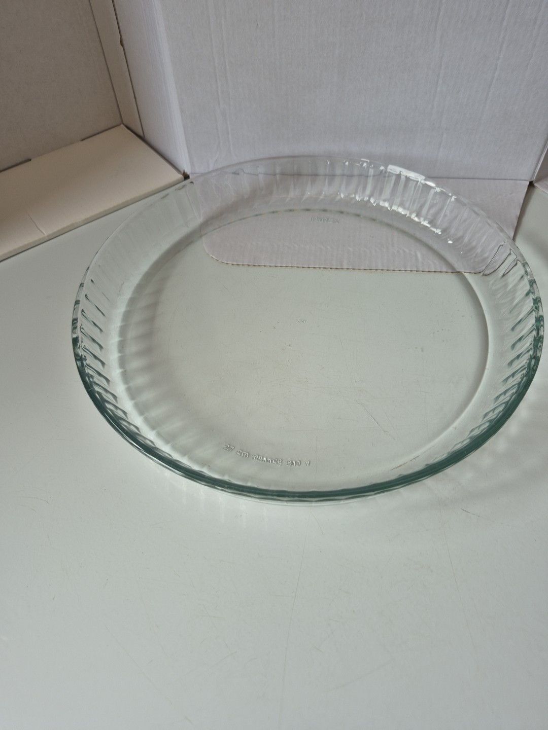 Vintage Pyrex 27cm #813 Y France - Fluted Tart/Flan Dish w/ Tint 12