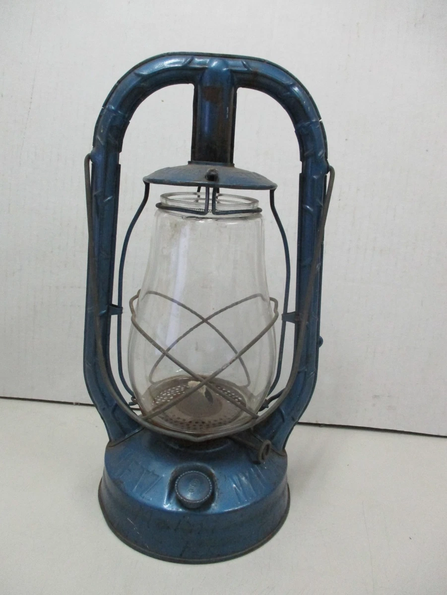 Dietz Monarch Lantern In Collectible Railroad Lanterns & Lamps for