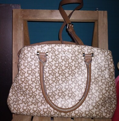 dkny handbag Satchel top handle bag pre  owned but good shape