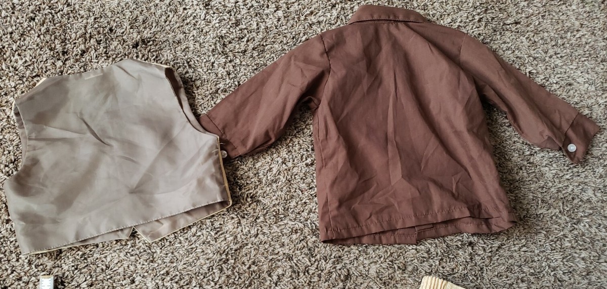 Tenue Complète 4 Pièces Pour Petit Garçon Happy Fella Taille 18M - Excellent état, Idéal Cérémonie, Costume Vest