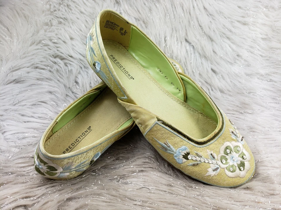PREDICCIONES Zapatos planos verdes sin cordones con cuentas talla 9/41,5 Foto 2 de 4