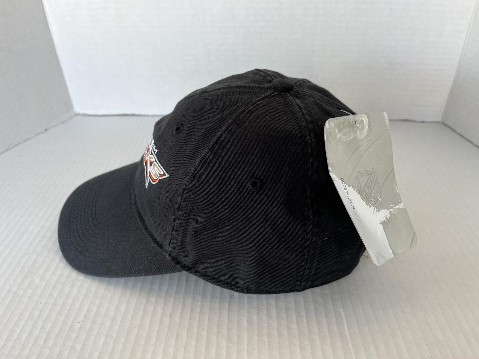 Anaheim Ducks Black Cap Hat Drew Pearson Marketing Adjustable NHL Hockey Workout