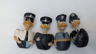 Farbkasten Eggbert & Friends Polizei Enten Konvolut (X4)