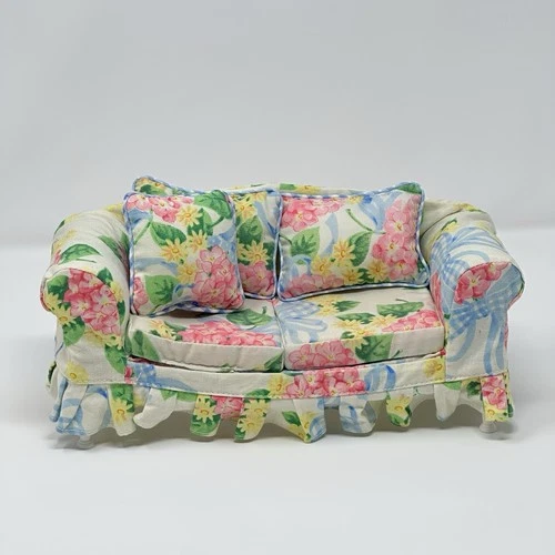 1998 Barbie Decor Collection Couch Floral Sofa Living Room Set