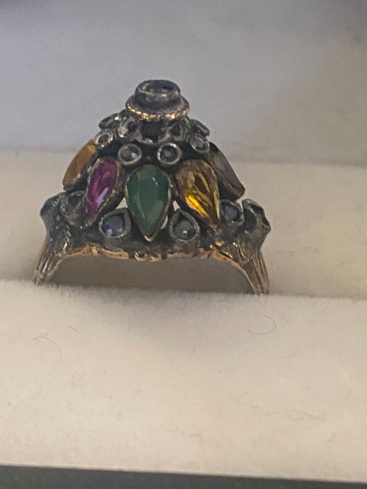 Vintage 18k Solid Gold Multi Gemstone Harem Ring - image 3