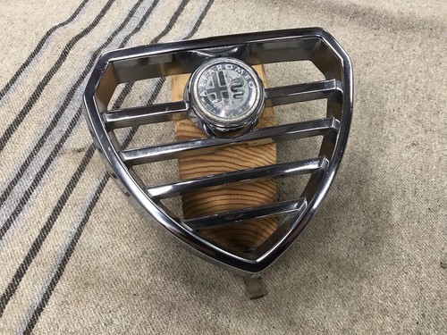 Grille Center Shield Original Alfa Romeo Giulietta Sedan 1977-1983 - Picture 1 of 4