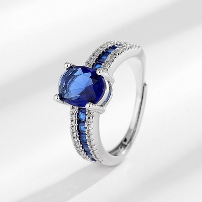 Fünf Ringe Glieder Set mit blauem Spinell und Zirkonia für elegante Anlässe
