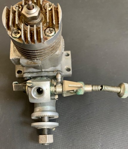Collectible Enya .19 Model 4004 engine w/orig. box - engine does turn over - Picture 18 of 24